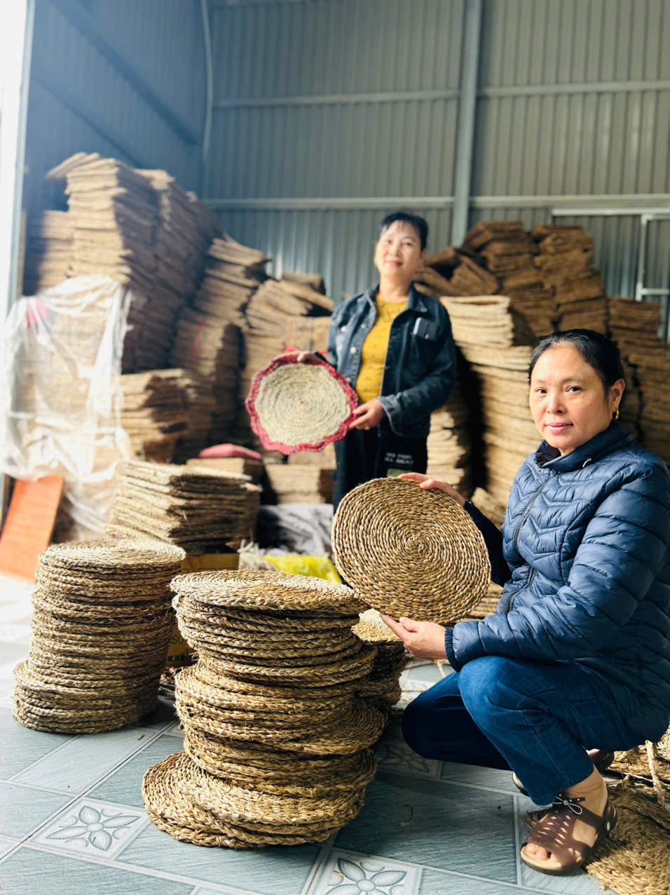 Anh-tin-bai
